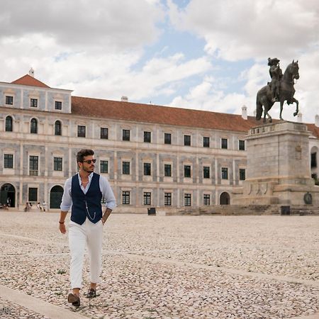 Alentejo Marmoris Hotel & Spa, A Small Luxury Hotel Of The World Vila Viçosa Zewnętrze zdjęcie The equestrian school of Cadre Noir