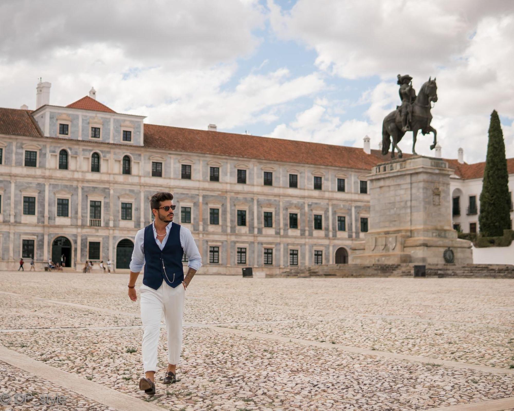 Alentejo Marmoris Hotel & Spa, A Small Luxury Hotel Of The World Vila Viçosa Zewnętrze zdjęcie The equestrian school of Cadre Noir